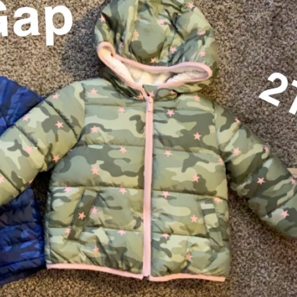 Gap toddler puffer coat